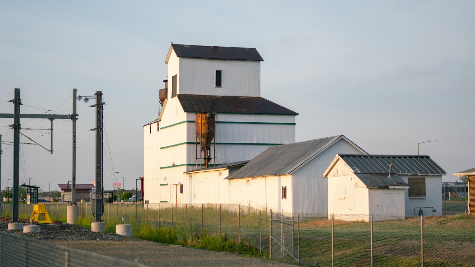 a view of the eastlake grain elevator